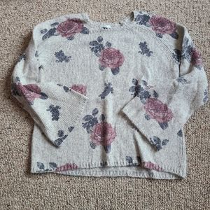 Ladies Lucky Knit Floral Sweater With Bell Sleeves Size Large